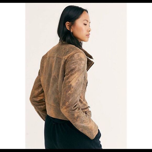 NWOT Vegan leather jacket size L - Picture 3 of 8